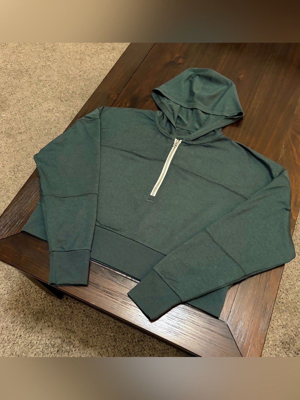 Vuori Halo Half Zip Cropped Hoodie Grove Heather Green - Picture 10 of 10